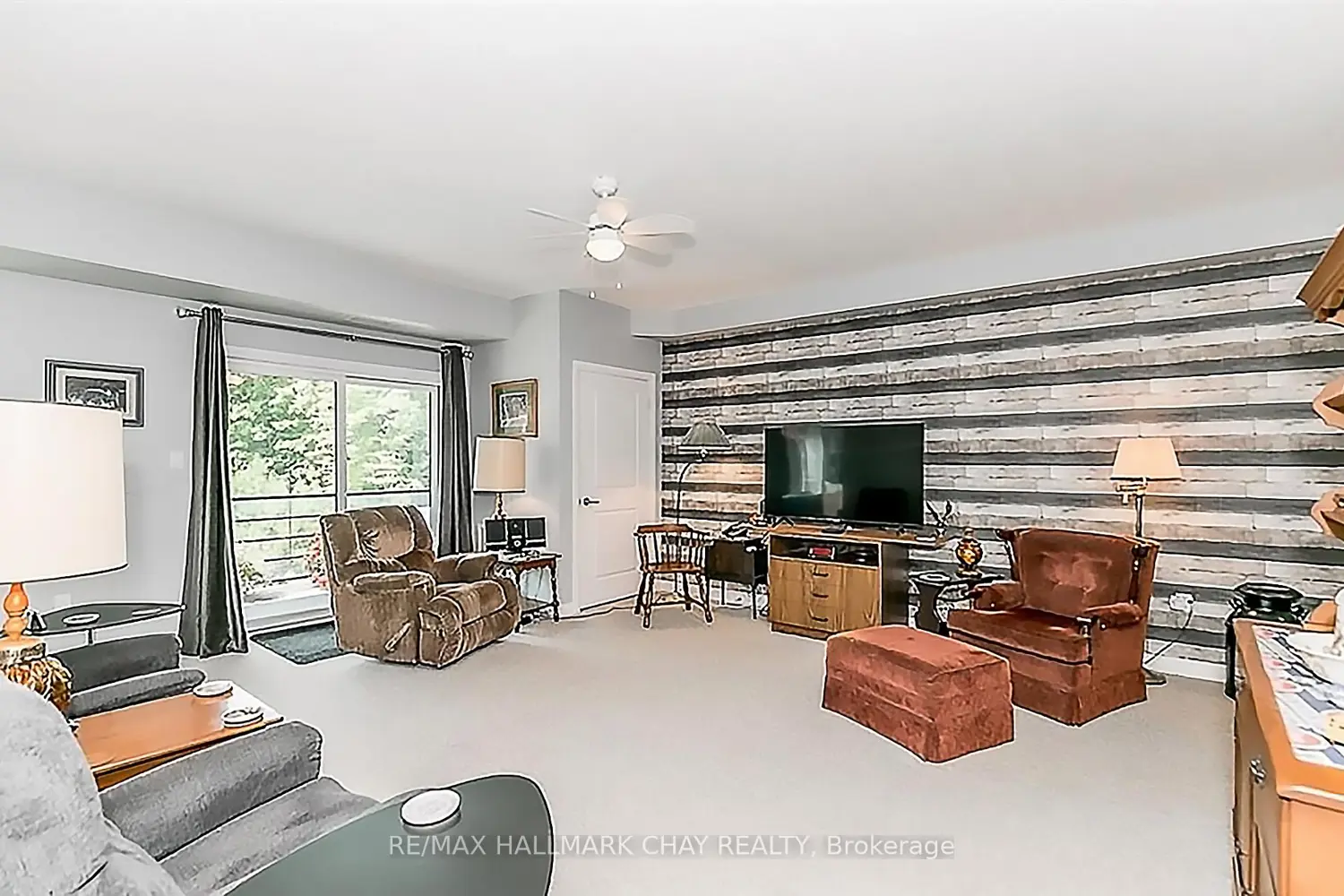 Additional image 2 of 306 Essa Road 302