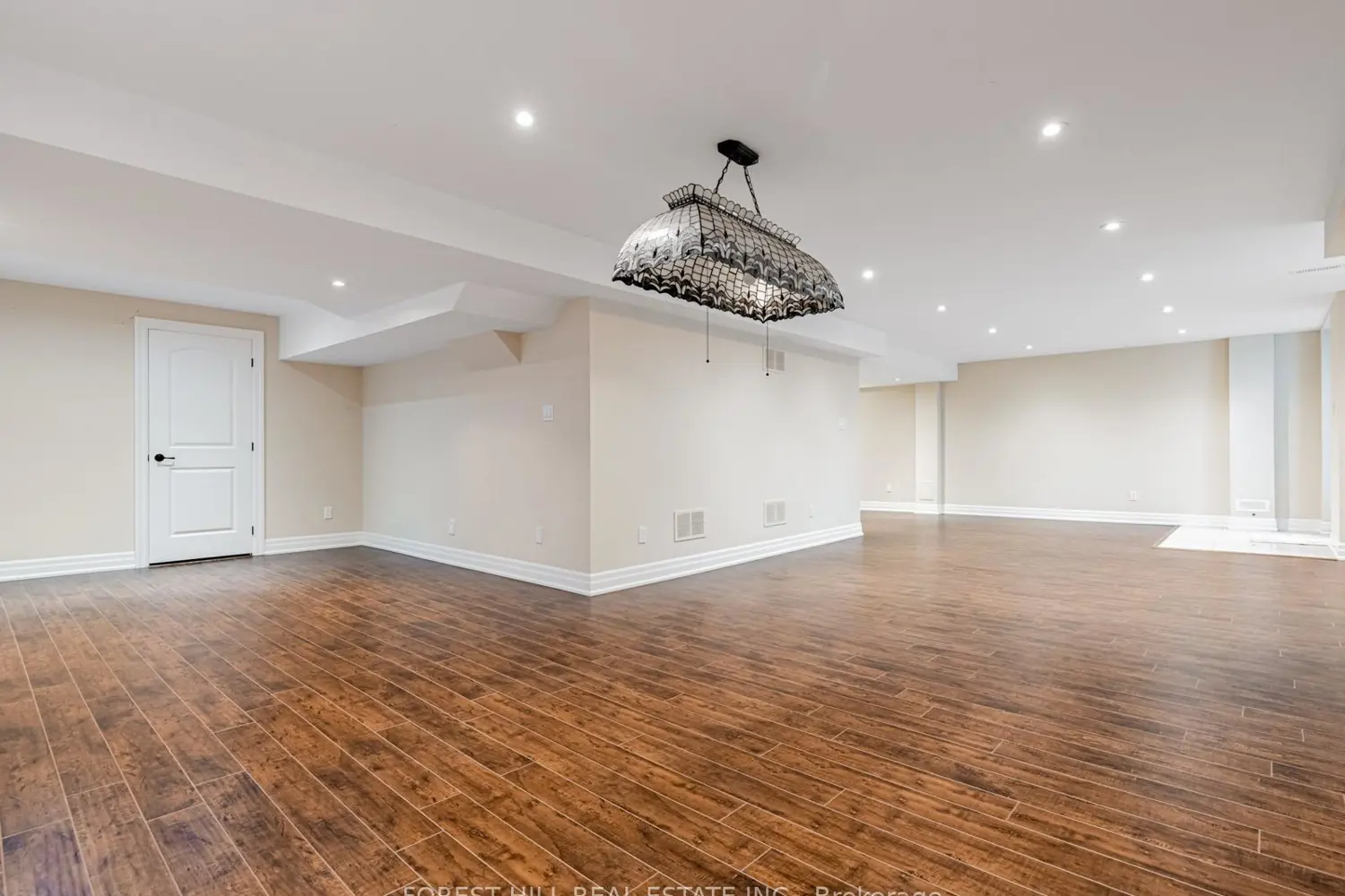 Additional image 18 of 394 Connaught Avenue