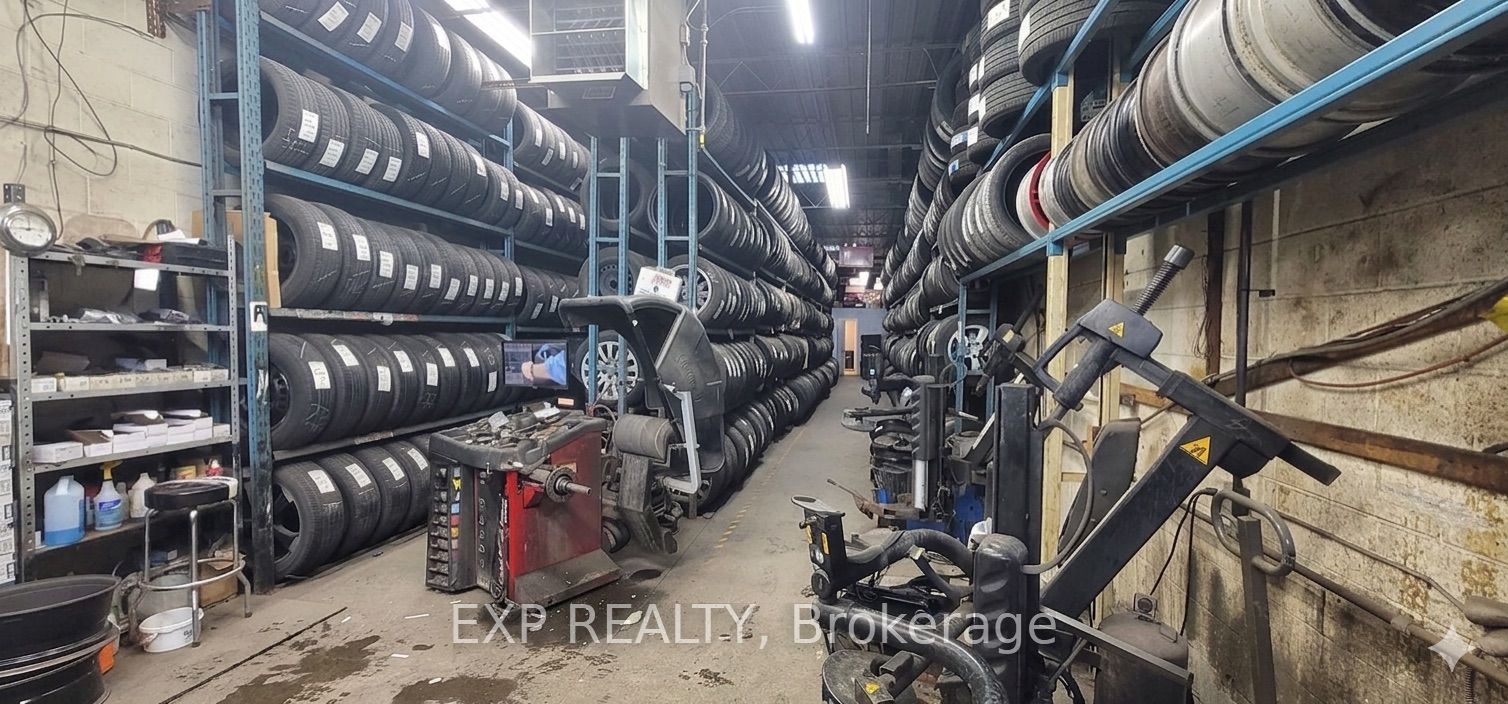 Additional image 6 of 27-45 Brisbane Road, Toronto, ON, M3J 2K1