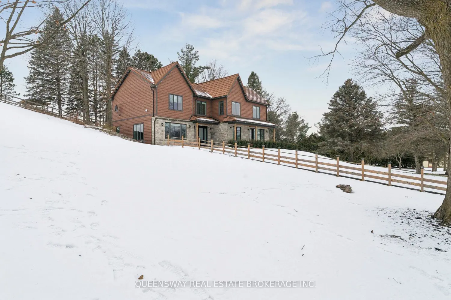 Additional image 6 of 8388 Fifth Side Road