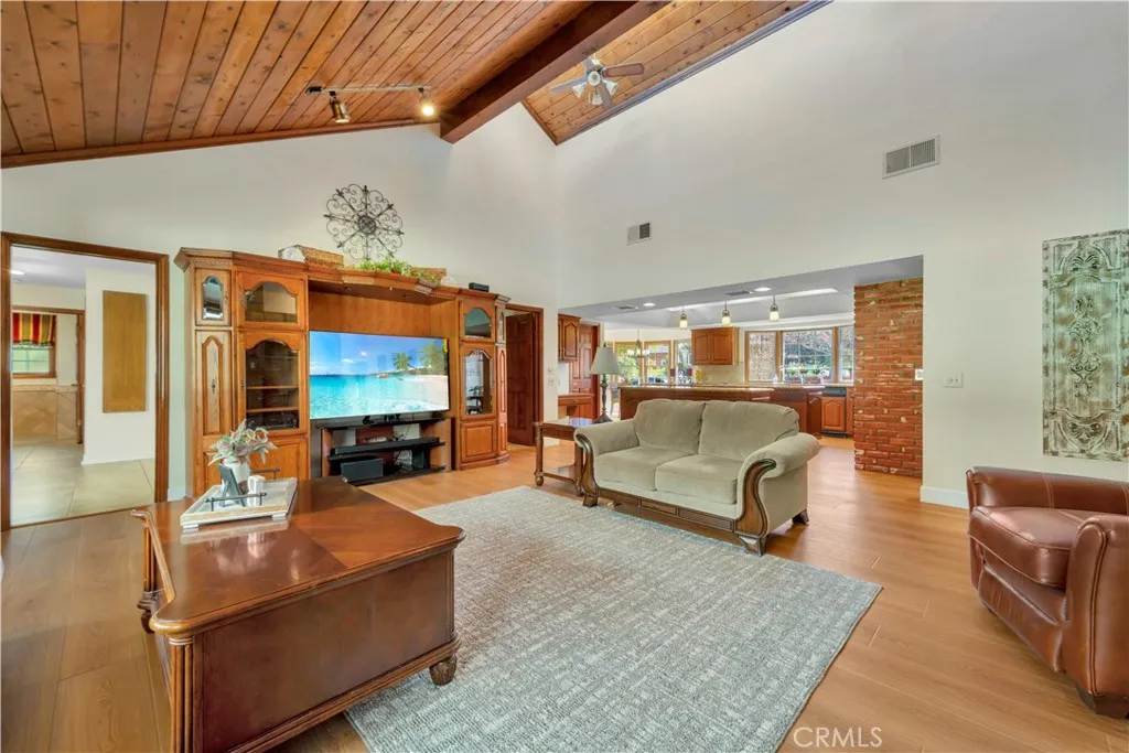 Additional image 9 of 15883 Condor Ridge Rd, Canyon Country, CA 91387