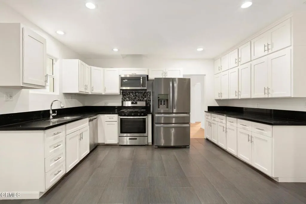 Additional image 7 of 3824 Elm Avenue, Long Beach, CA 90807