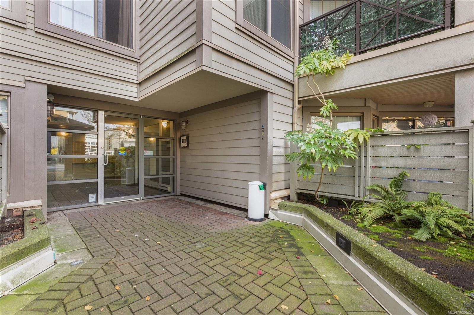 Additional image 3 of 305-935 Johnson Street, Victoria, BC, V8V 3N5