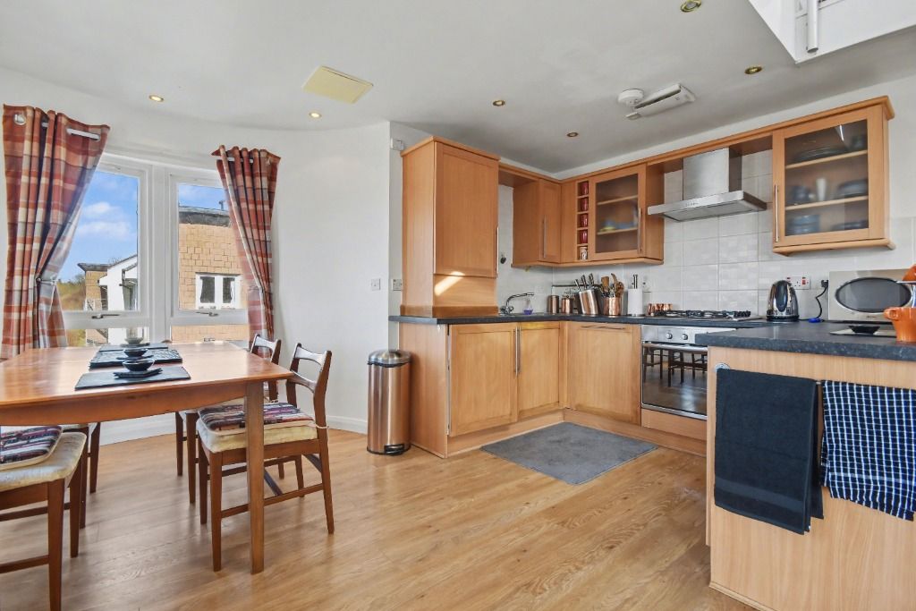 Additional image 8 of 3 bed maisonette for saleGreenock Road, Inverclyde, Wemyss Bay PA18