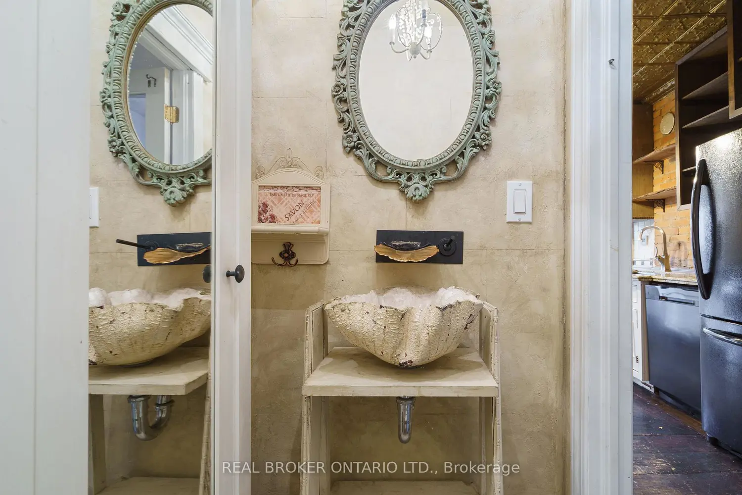 Additional image 13 of 125 Grant Avenue