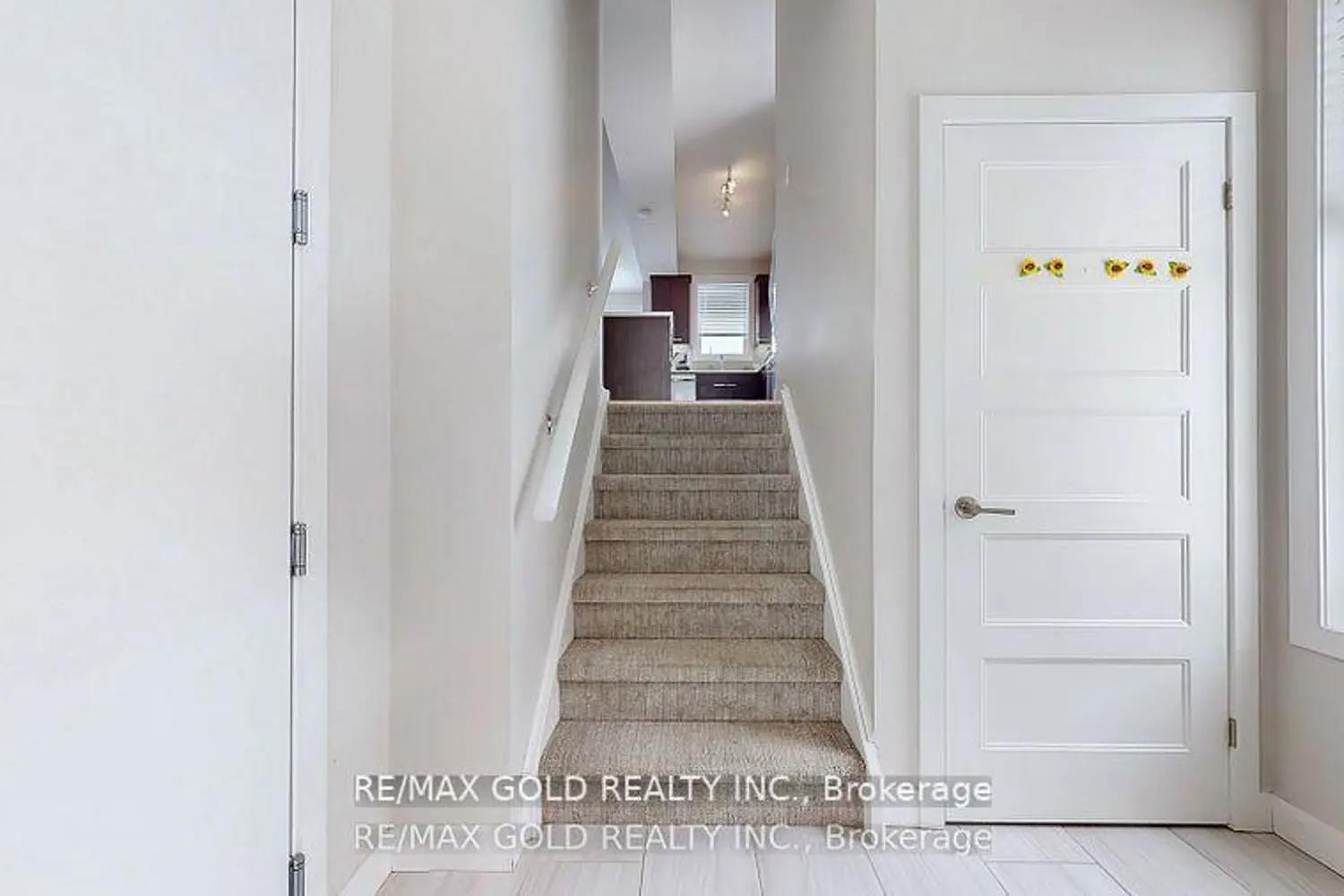 Additional image 9 of 997 West Village Square