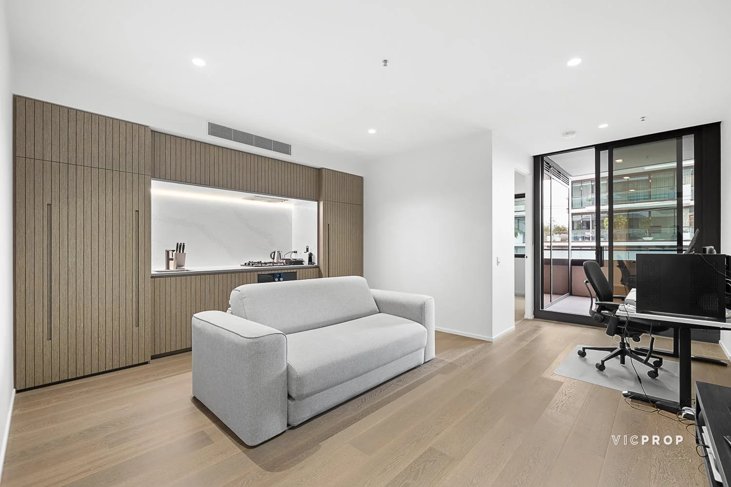 Additional image 2 of 210/631 Victoria Street, Abbotsford VIC 3067