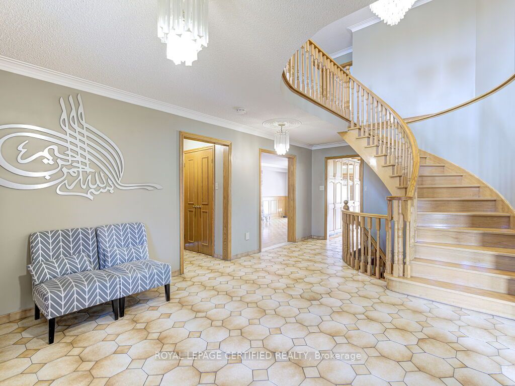 Additional image 4 of 4261 Capilano Court, Mississauga, ON, L4W 4H9