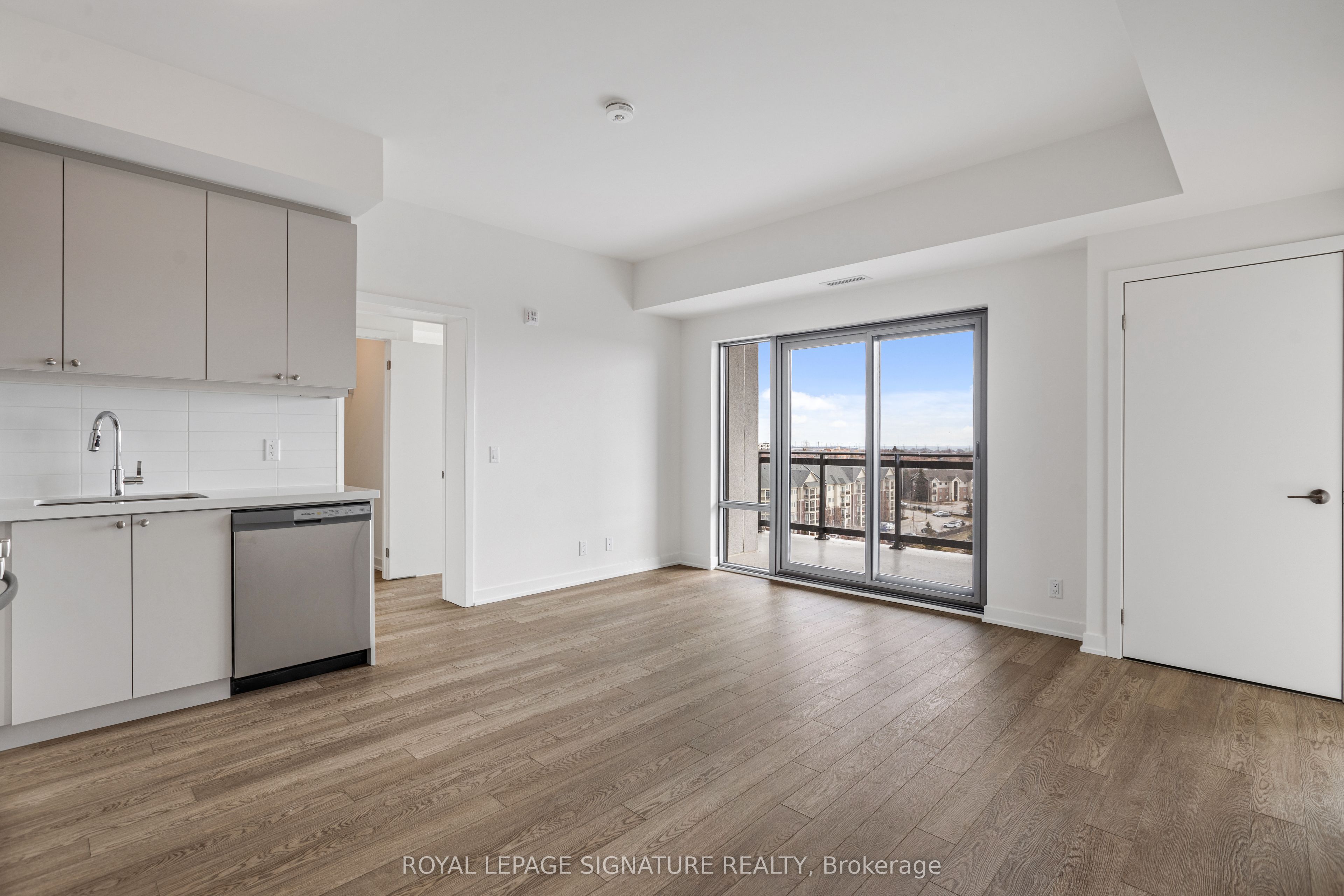 Additional image 4 of 802-51 Clarington Boulevard, Clarington, ON, L1C 0A1