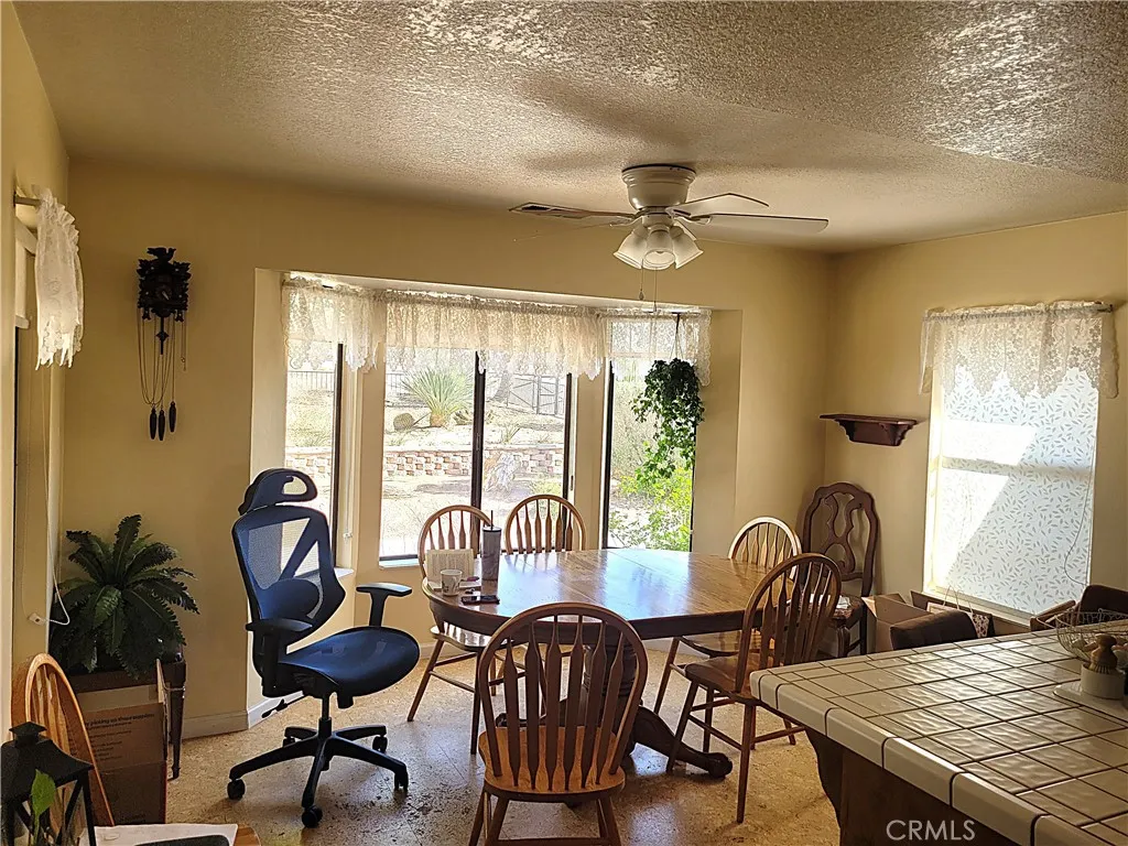 Additional image 14 of 23677 Cahuilla Rd, Apple Valley, CA 92307