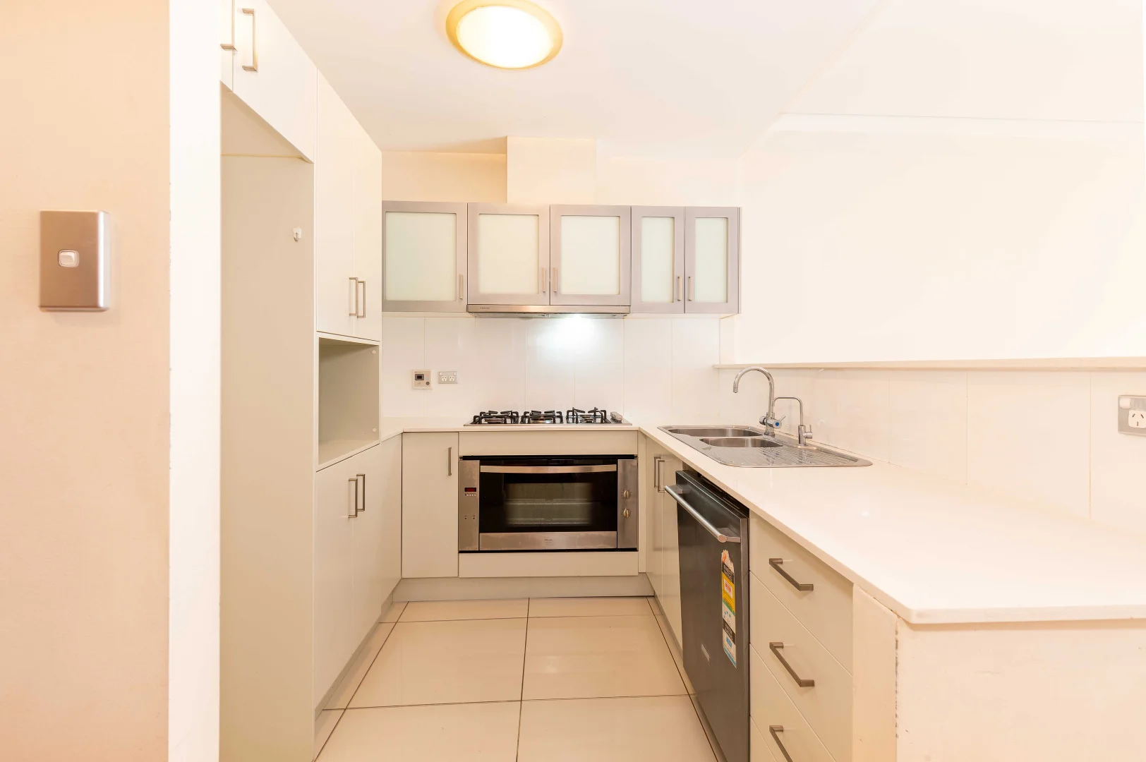 Additional image 4 of 2/16-20 Mercer St, Castle Hill NSW 2154