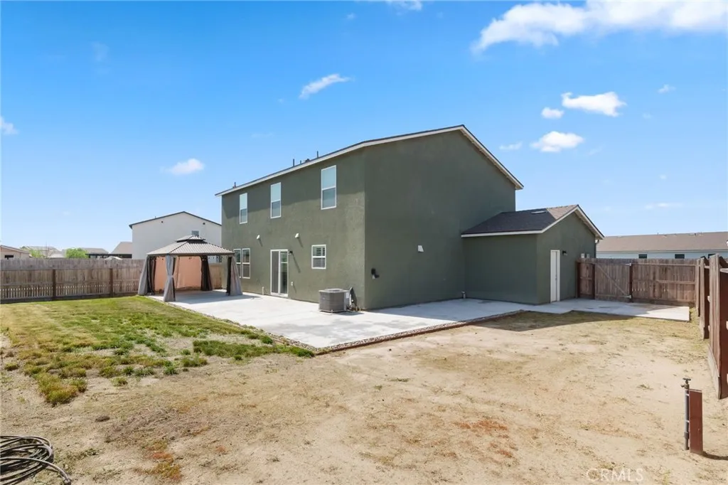 Additional image 57 of 1098 Stonebridge Ave, Tulare, CA 93274