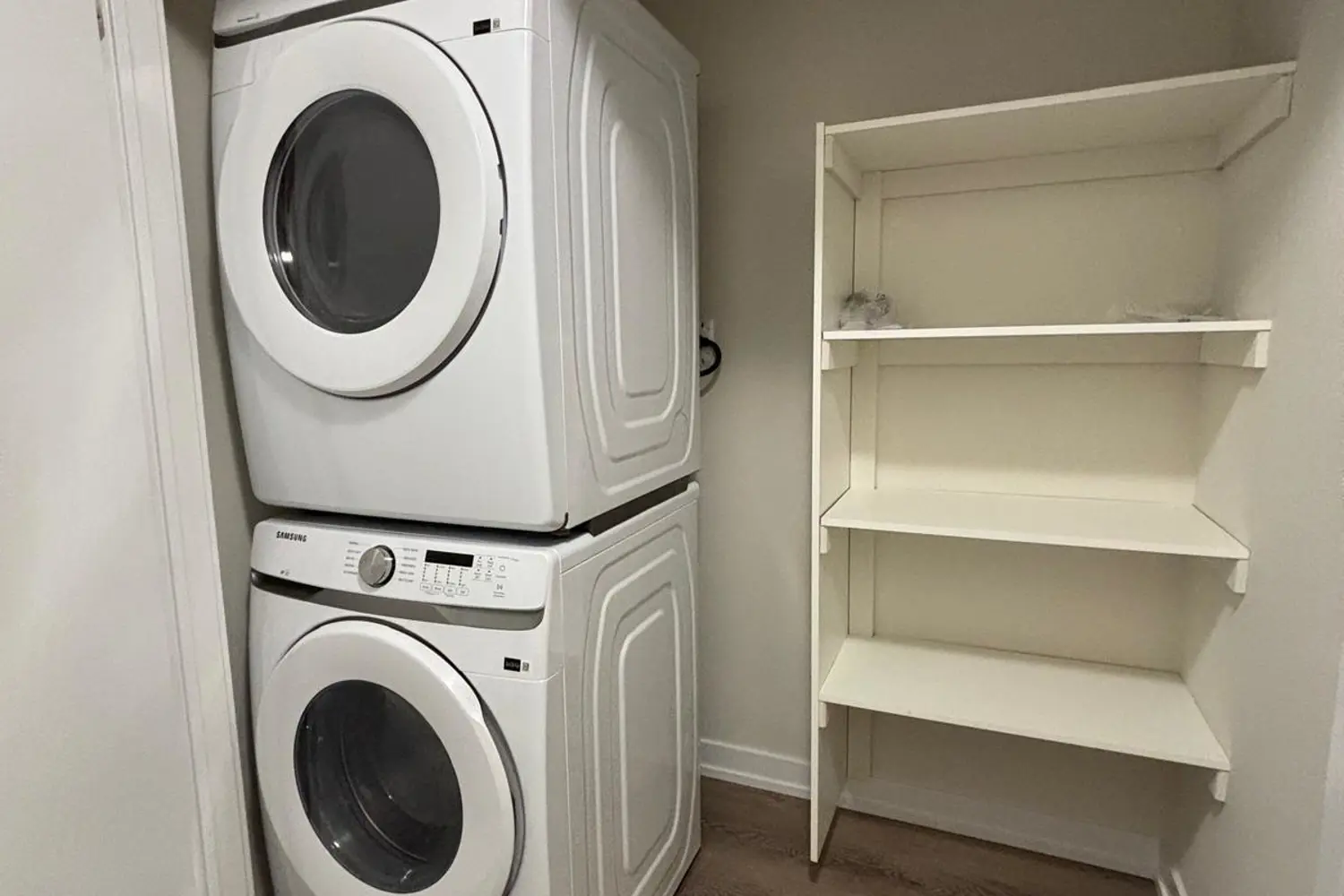 Additional image 9 of 1341 Kaniv Street