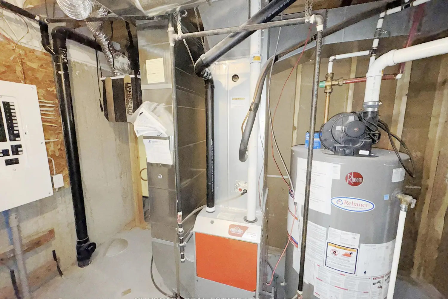 Additional image 15 of 64 Honeyview Trail