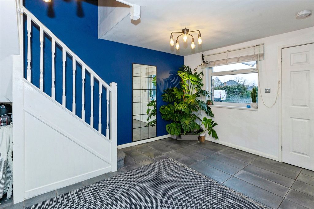 Additional image 30 of 4 bed semi-detached house for saleCox Green Lane, Maidenhead, Berkshire SL6