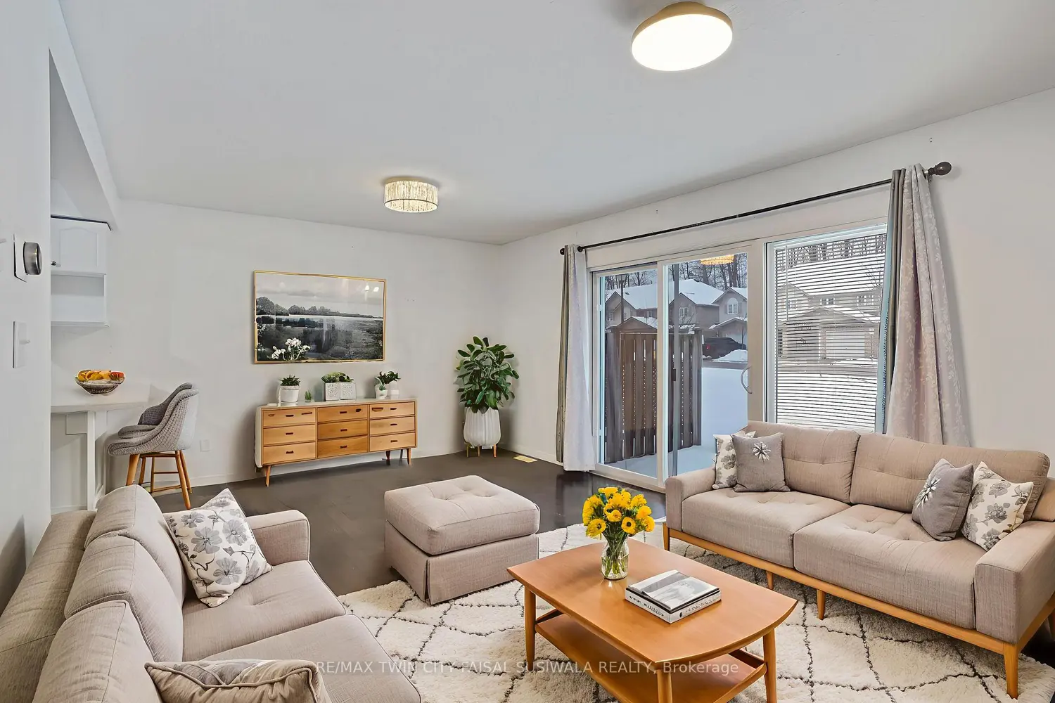 Additional image 10 of 310 Fallowfield Drive