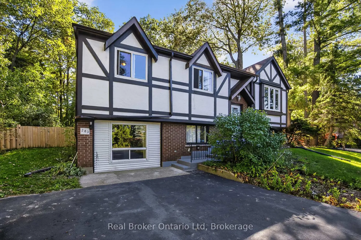203 Knox Road photo 2