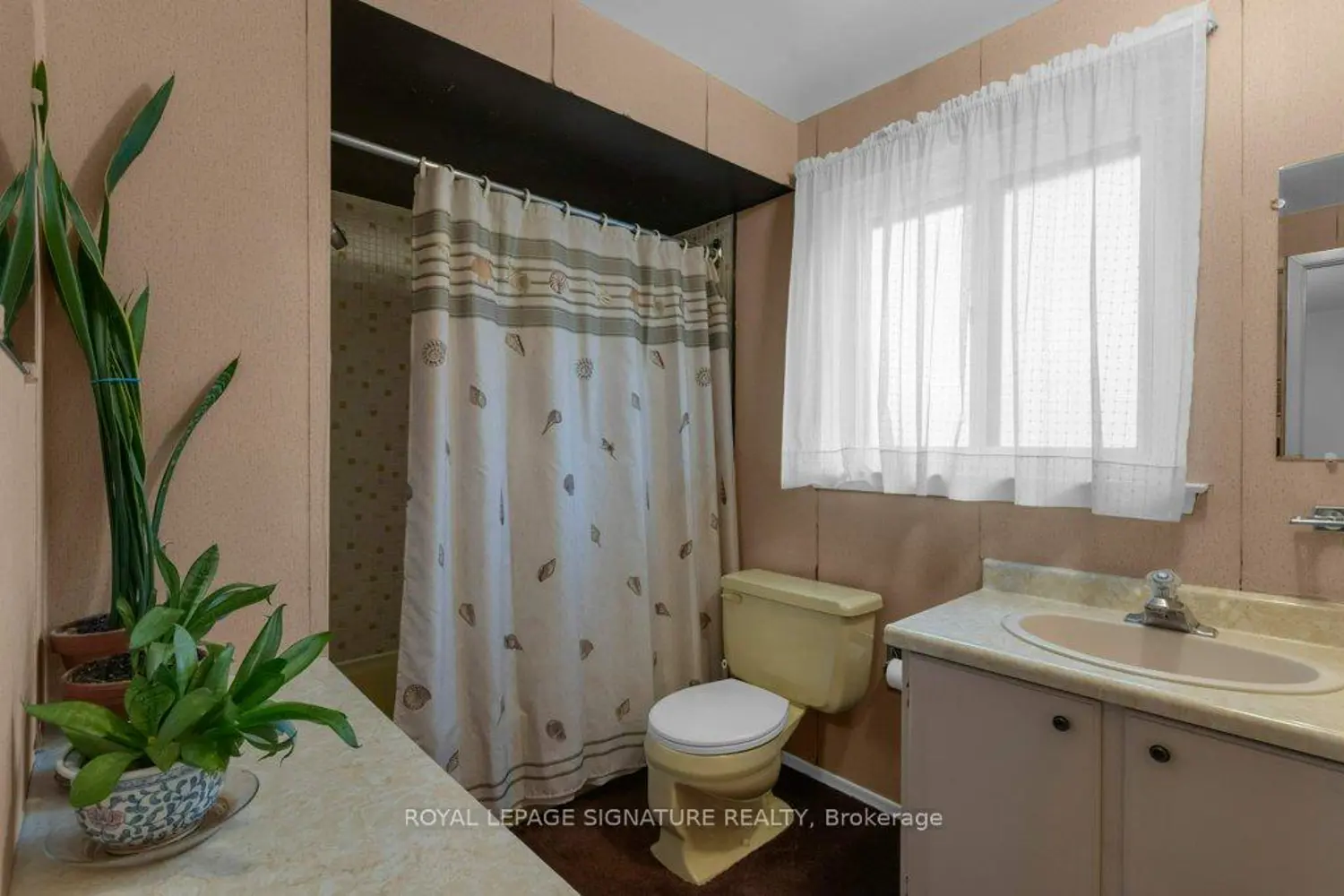 Additional image 14 of 28 Stately Way