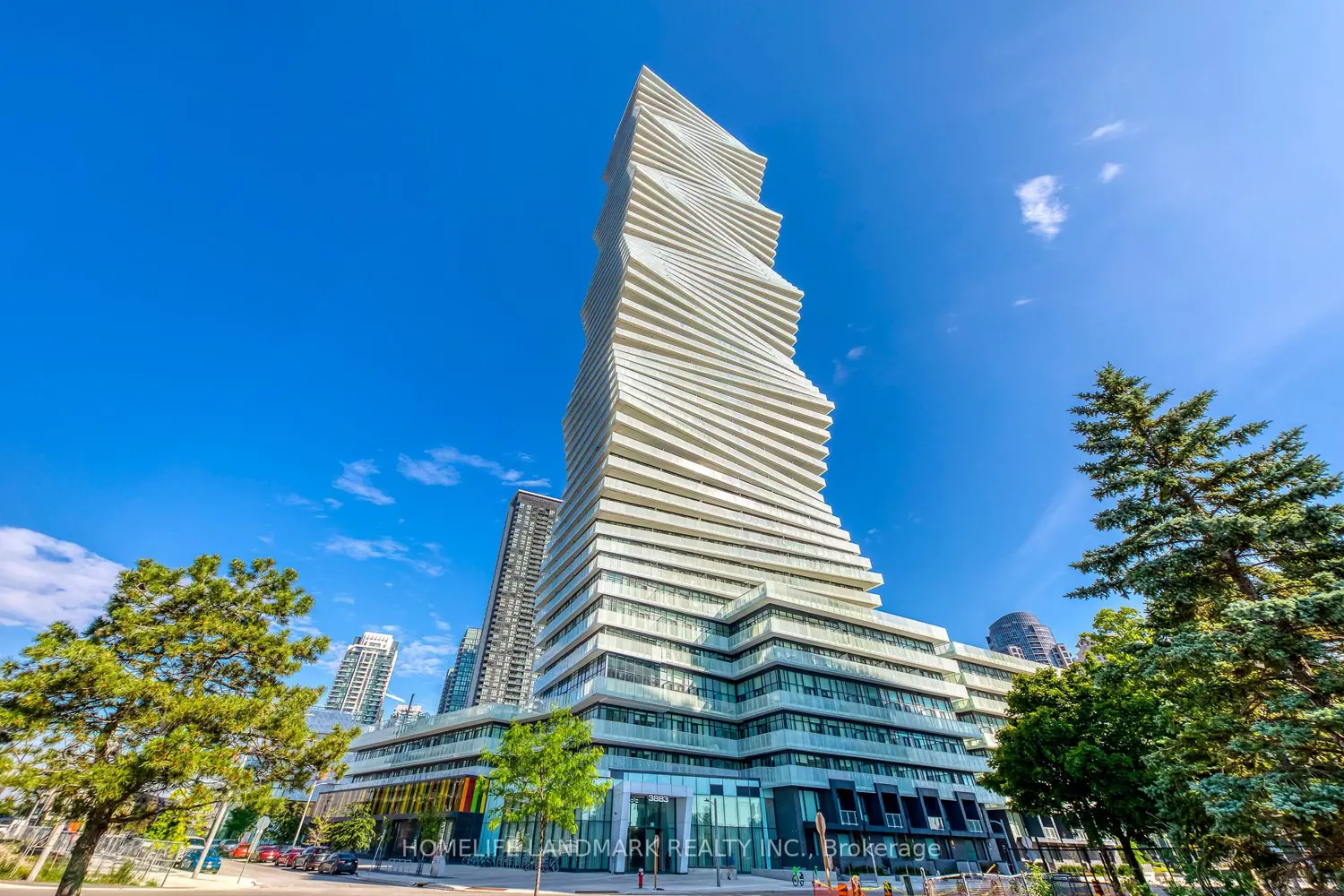 3883 Quartz Road 2304