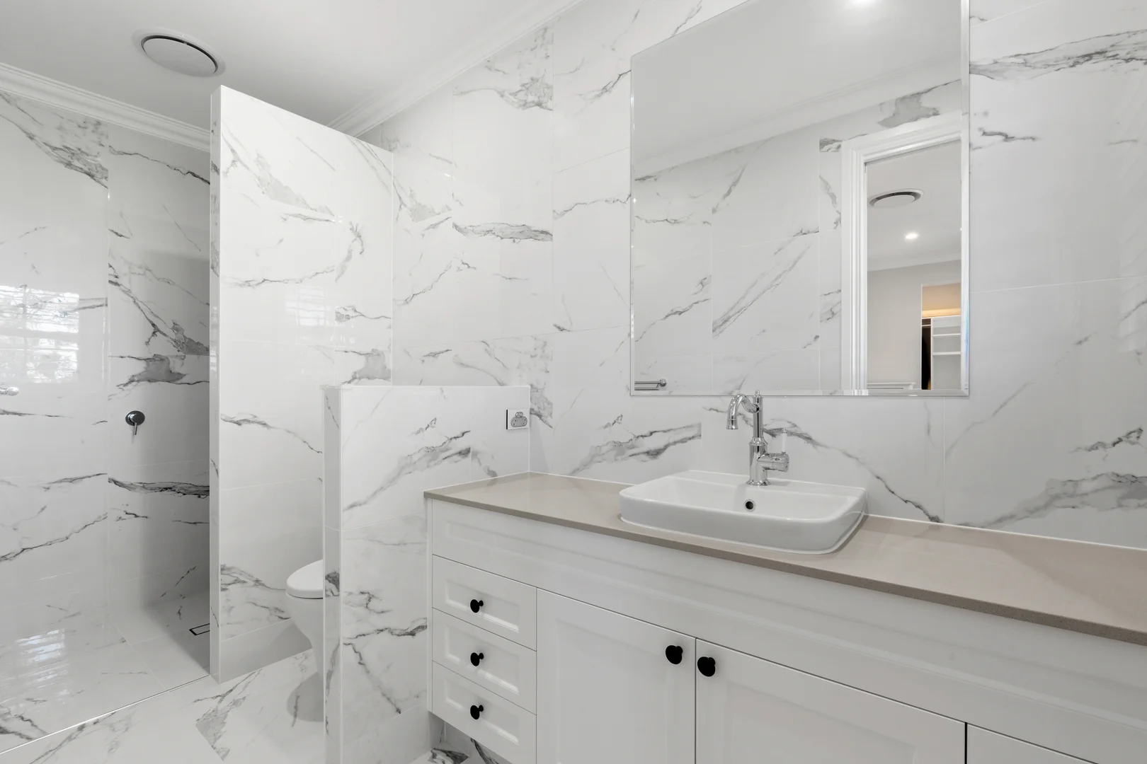 Additional image 40 of 2265 Banksia Lakes Drive, Sanctuary Cove QLD 4212