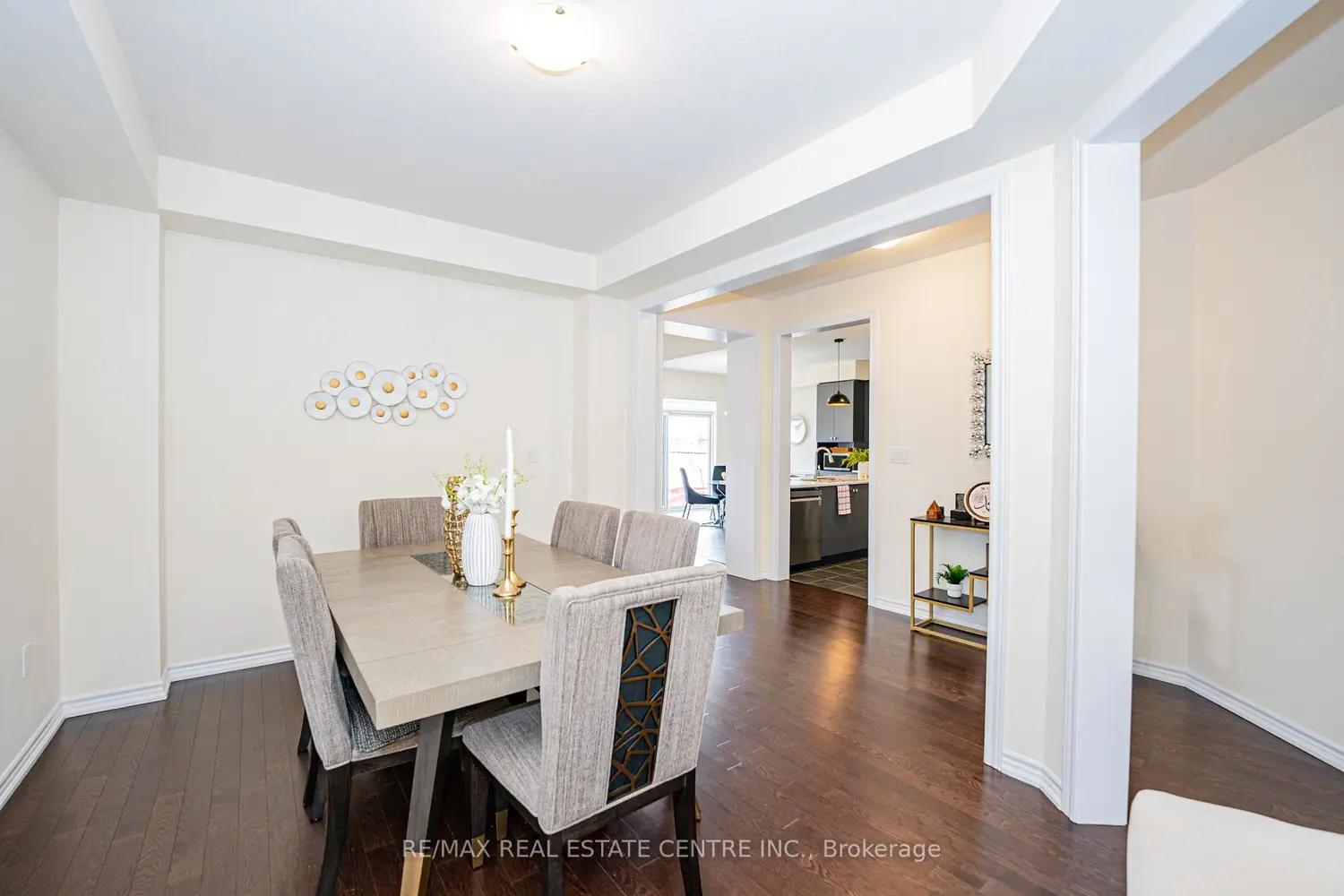 Additional image 3 of 22 Oaktree Drive