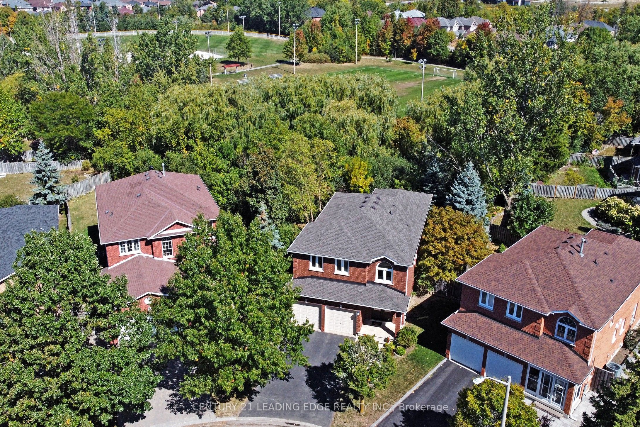 34 Pandora Court, Richmond Hill, ON, L4S 1J4