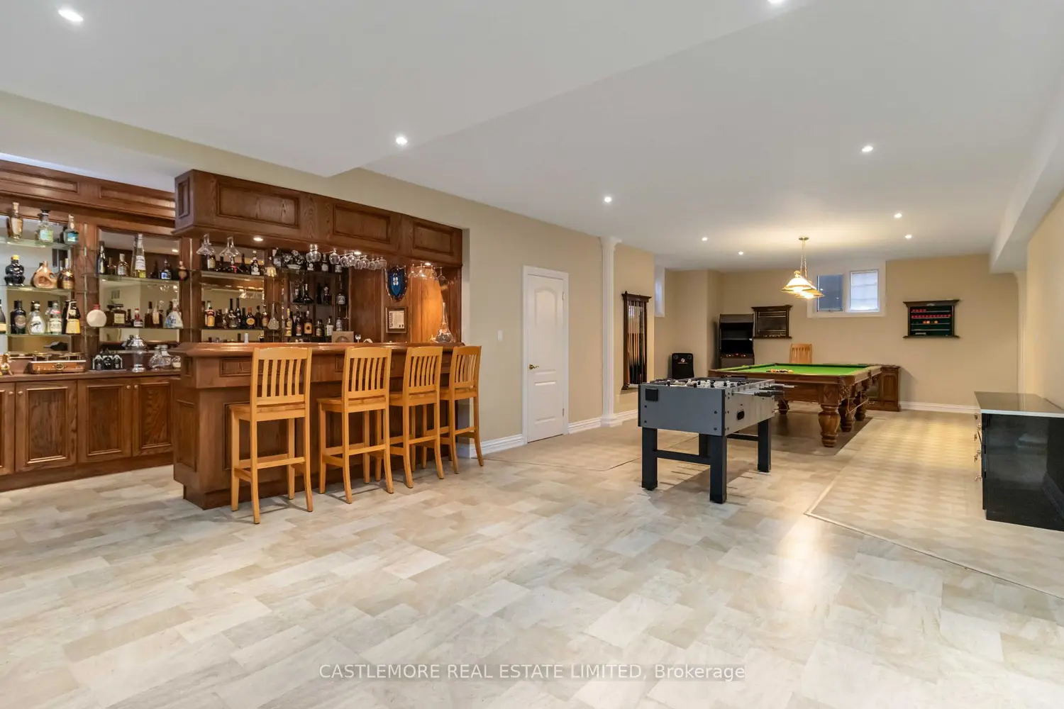 Additional image 15 of 2444 Hensall Street