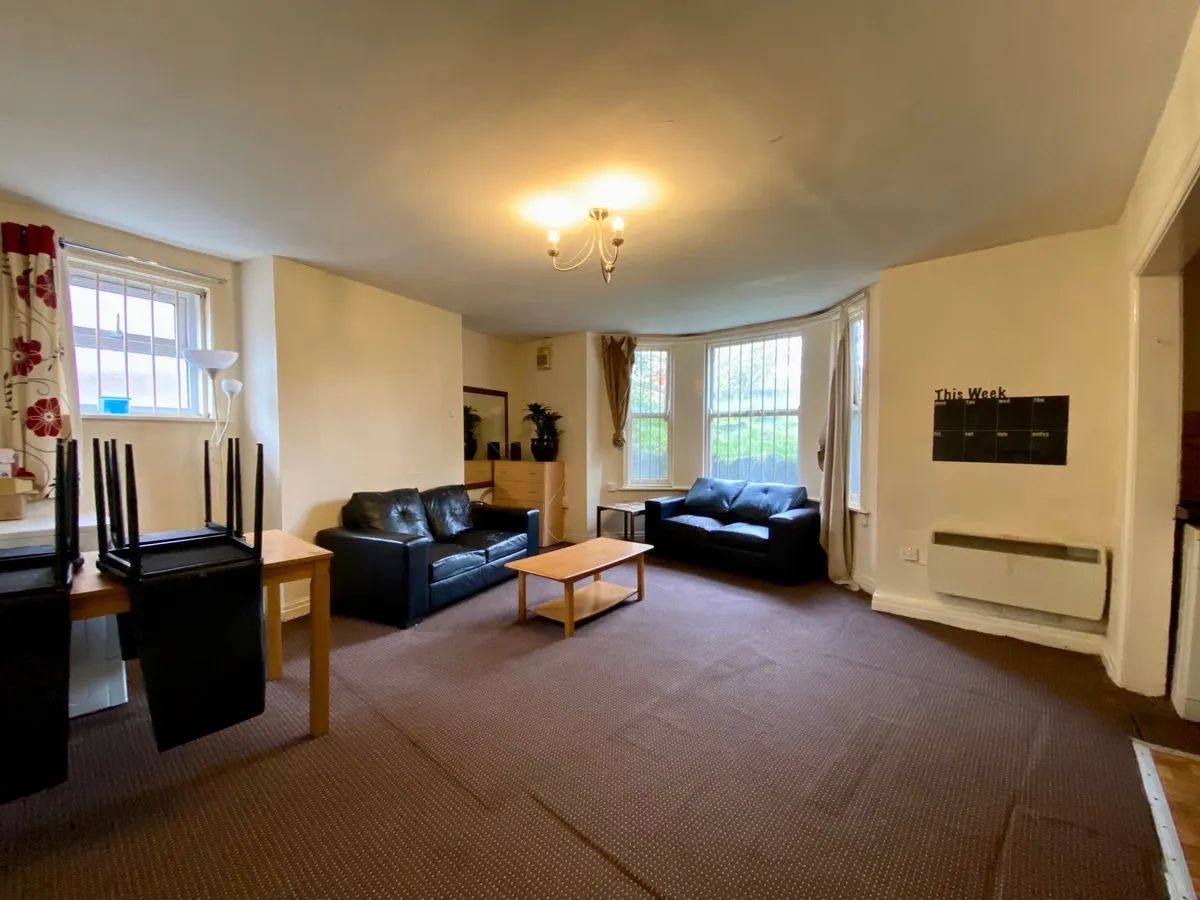 Additional image 3 of 1 Bed Flat, Hyde Park Road, LS6, N1 7GU