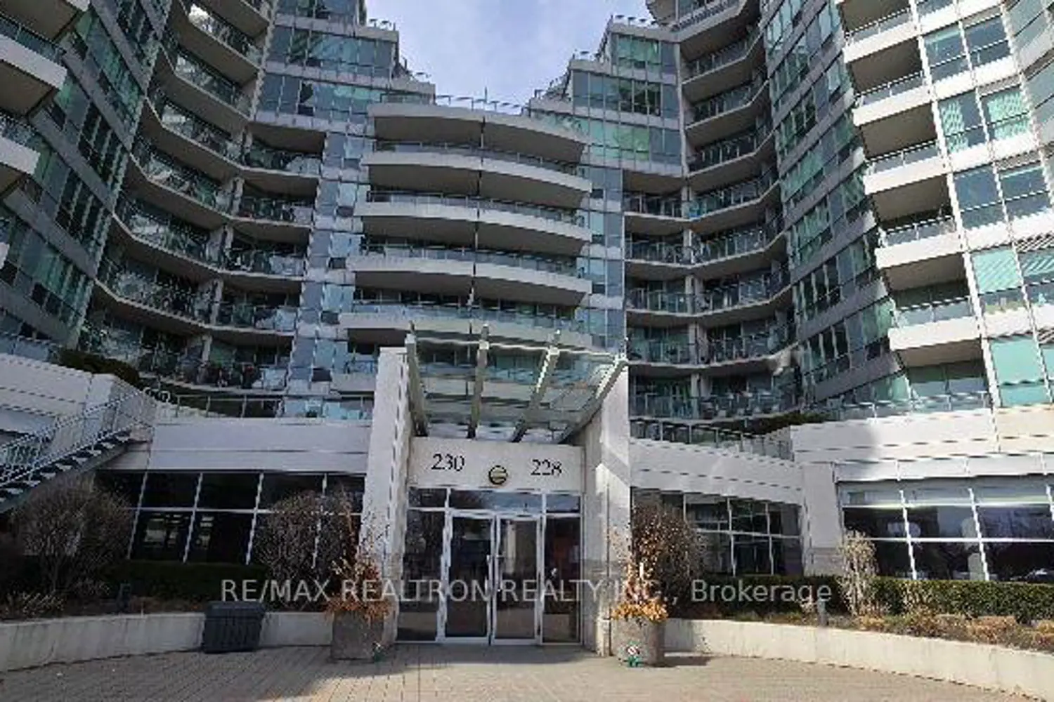 Additional image 2 of 228 Queens Quay 306