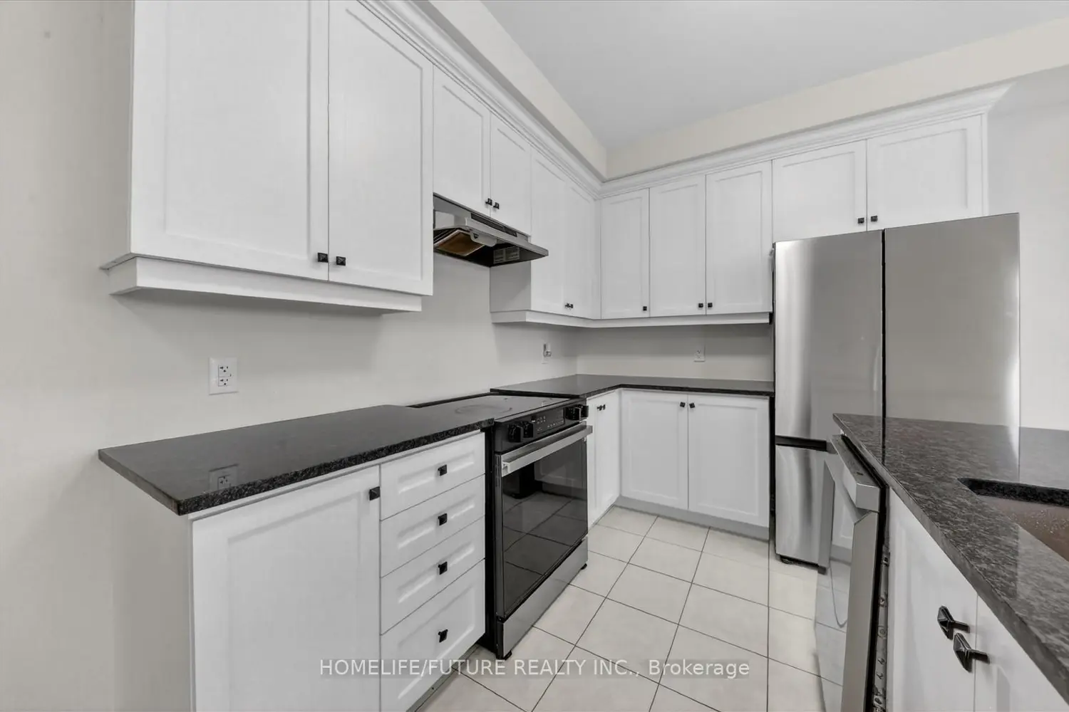 Additional image 18 of 180 Mumbai Drive