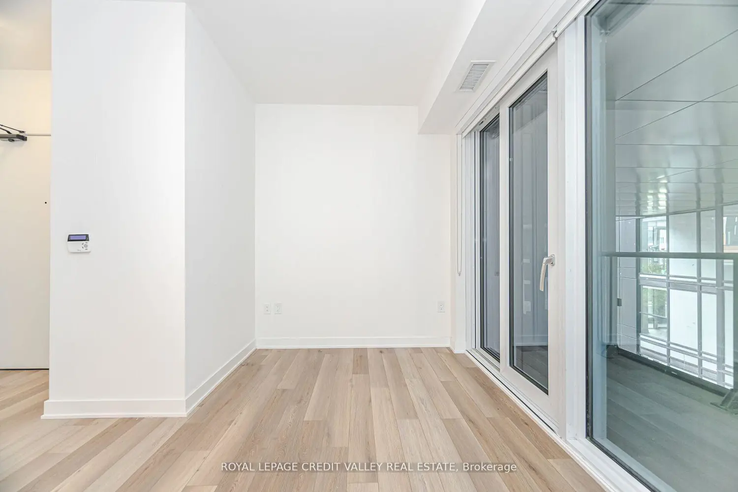 Additional image 9 of 70 Princess Street 413