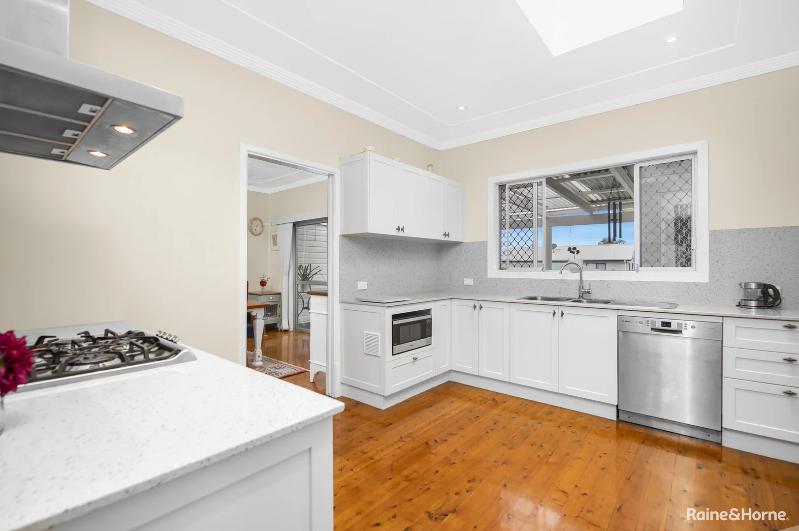 Additional image 19 of 124 Marks Point Road, Marks Point NSW 2280