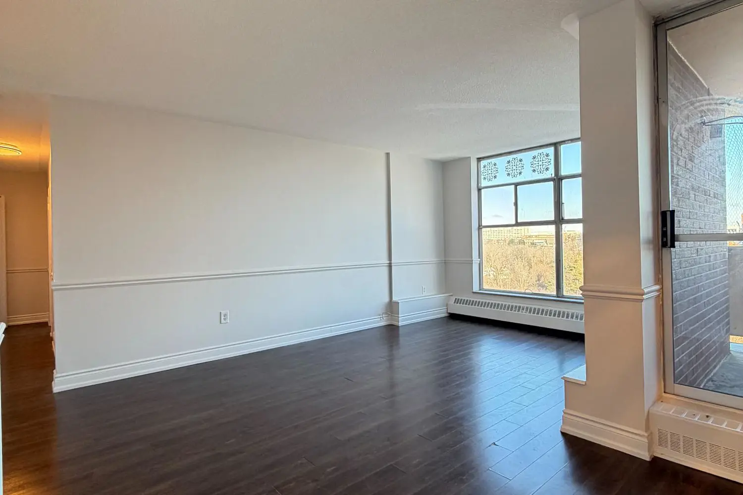 Additional image 9 of 335 Driftwood Avenue 909