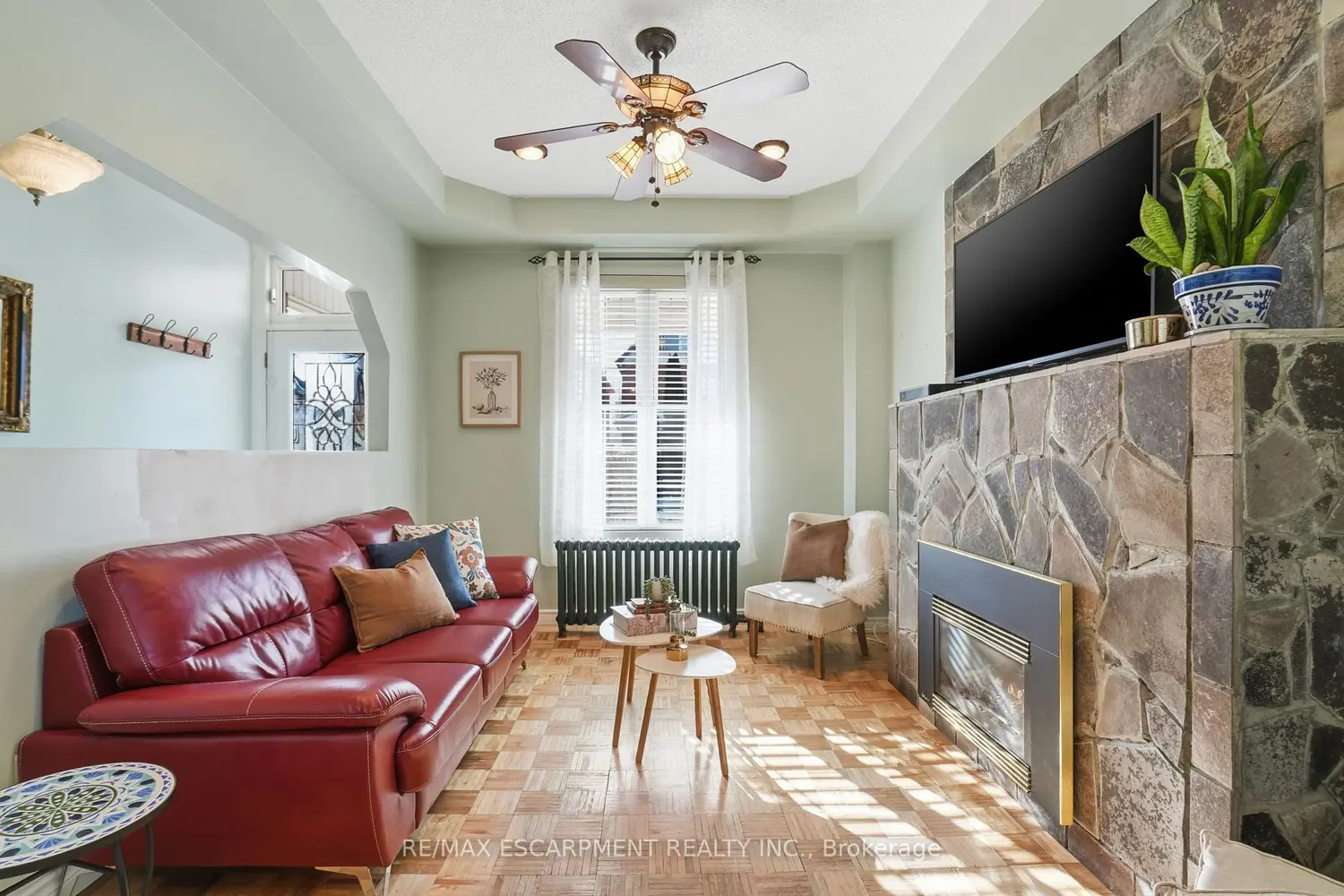 Additional image 3 of 81 Simcoe Street