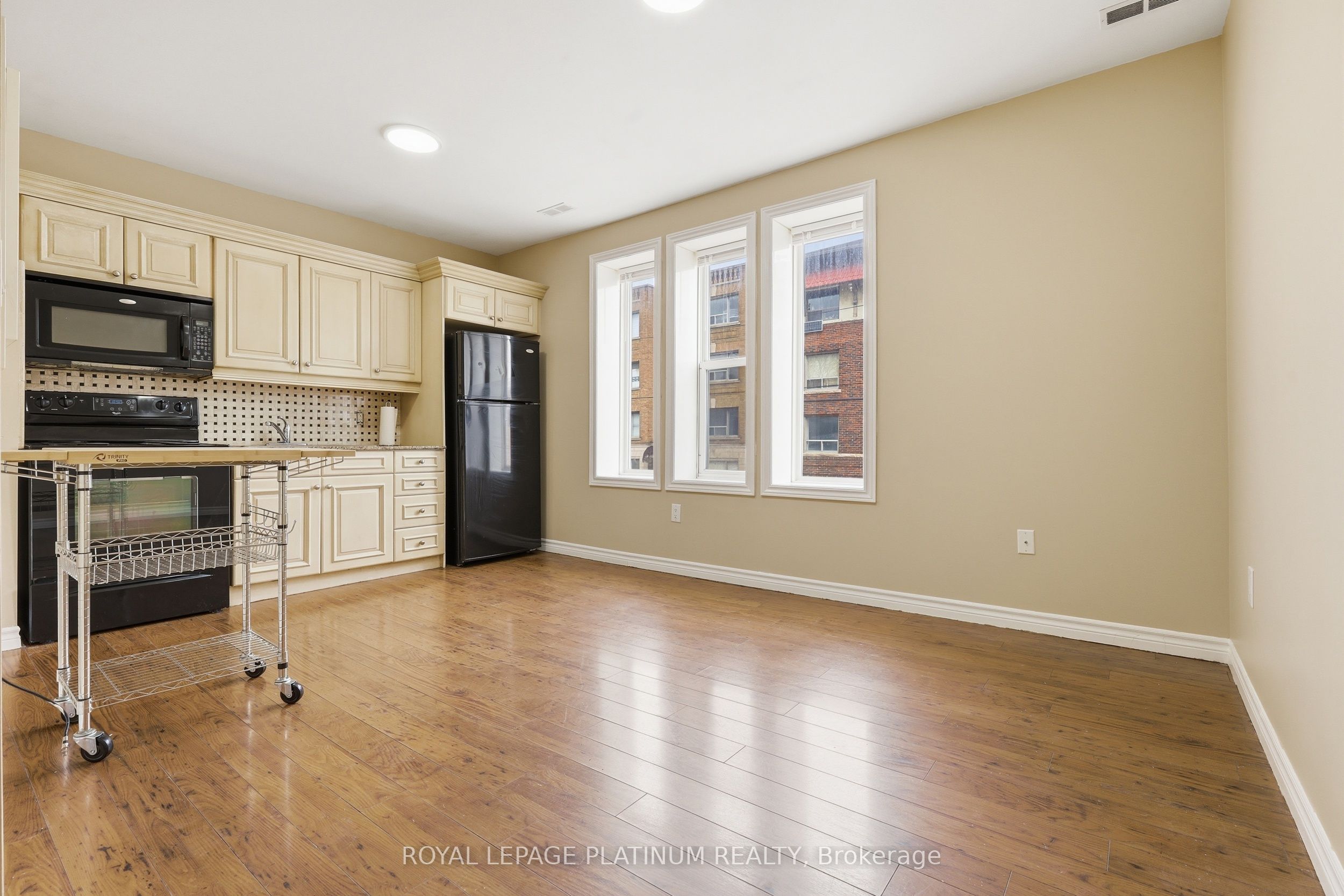 Additional image 5 of 7-120 Sherman Avenue S, Hamilton, ON, L8M 2P9