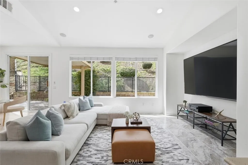 Additional image 58 of 5244 Huckleberry Oak St, Simi Valley, CA 93063