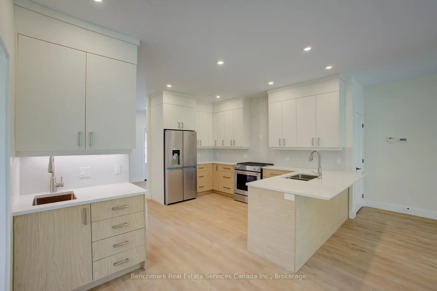 Additional image 5 of 1182 Queen Street 56