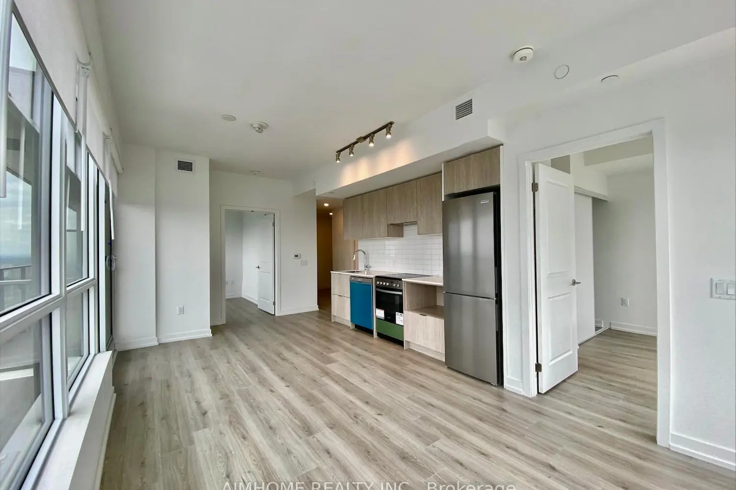 Additional image 5 of 395 Bloor Street 4902