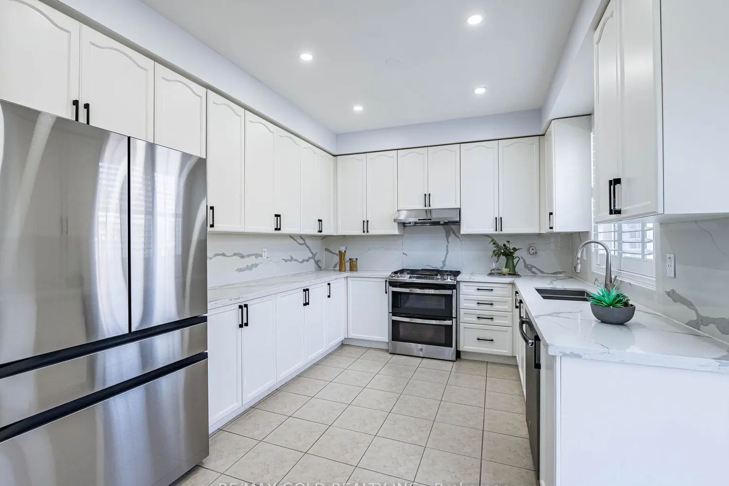 Additional image 8 of 36 Treegrove Crescent