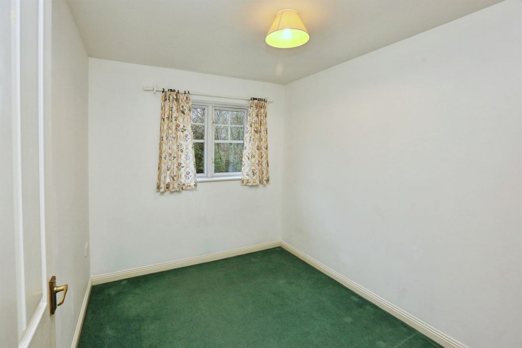 Additional image 14 of 2 bed end terrace house for saleTerrier Close, Hedge End, Southampton SO30