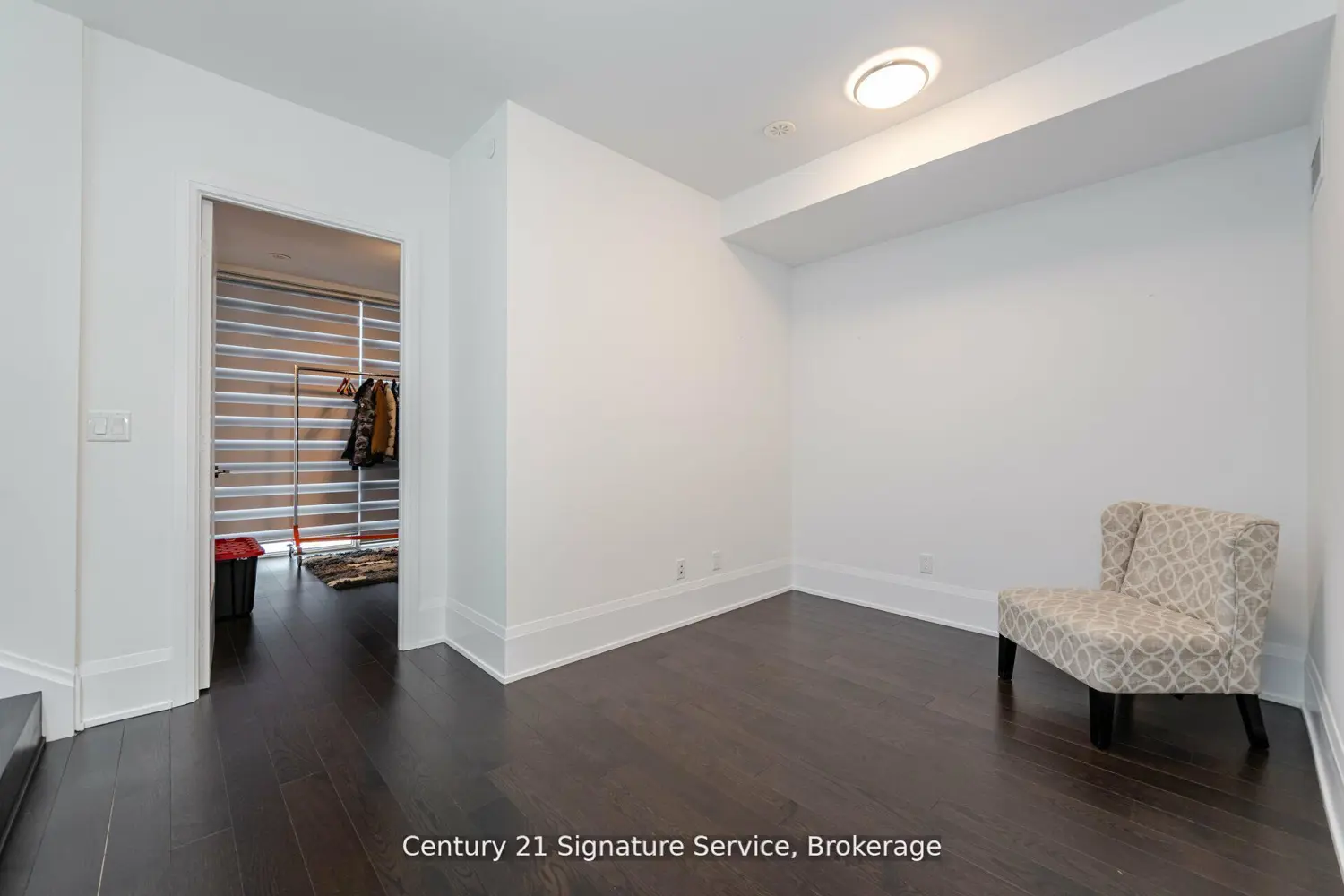 Additional image 11 of 101 Erskine Avenue Th05