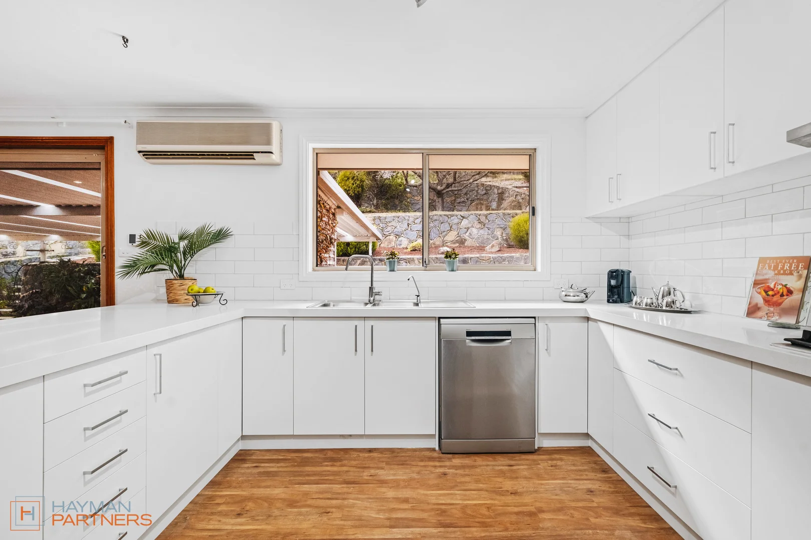 Additional image 2 of 27 Cobbadah Street, O'Malley ACT 2606