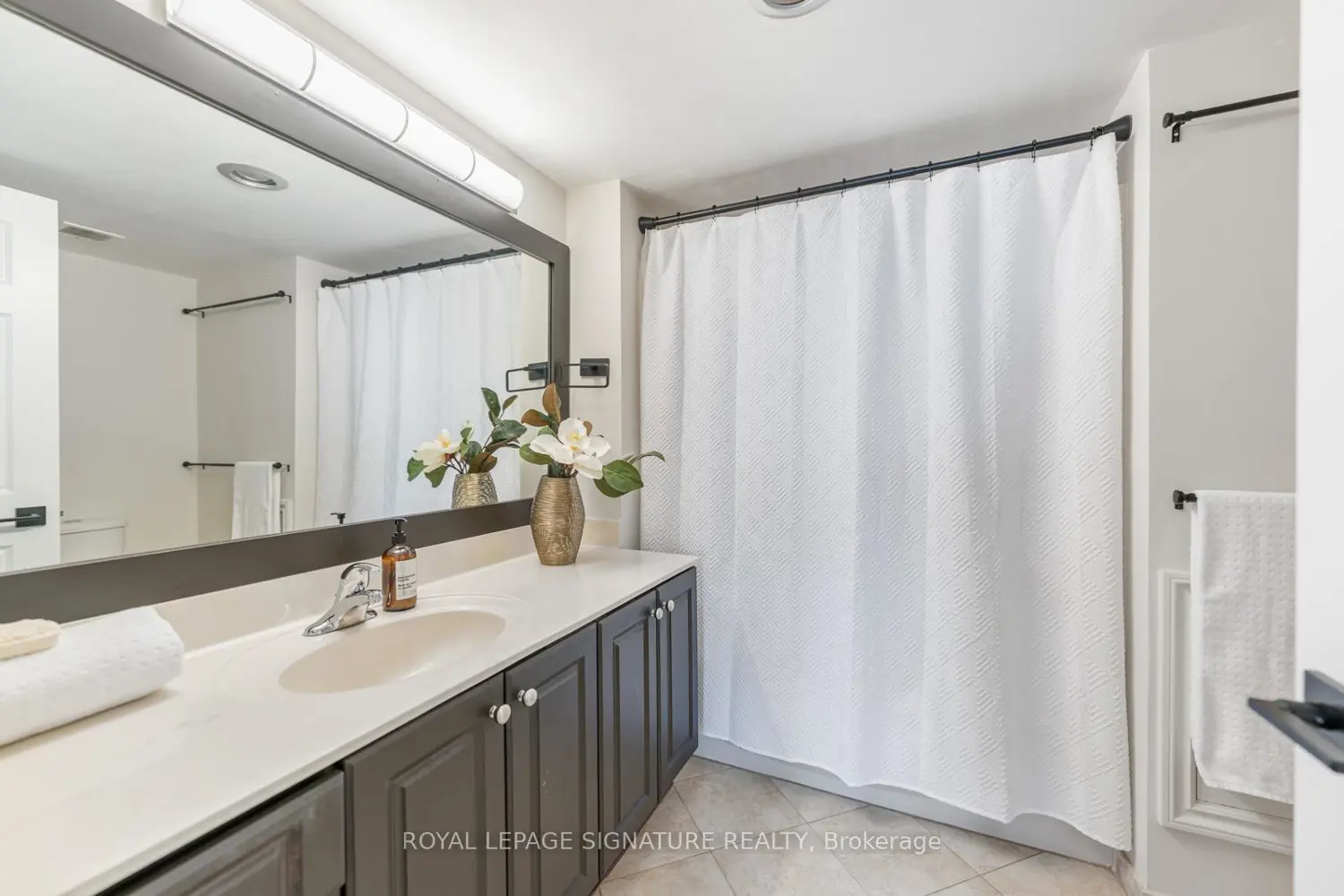 Additional image 9 of 880 Dundas Street Lph4