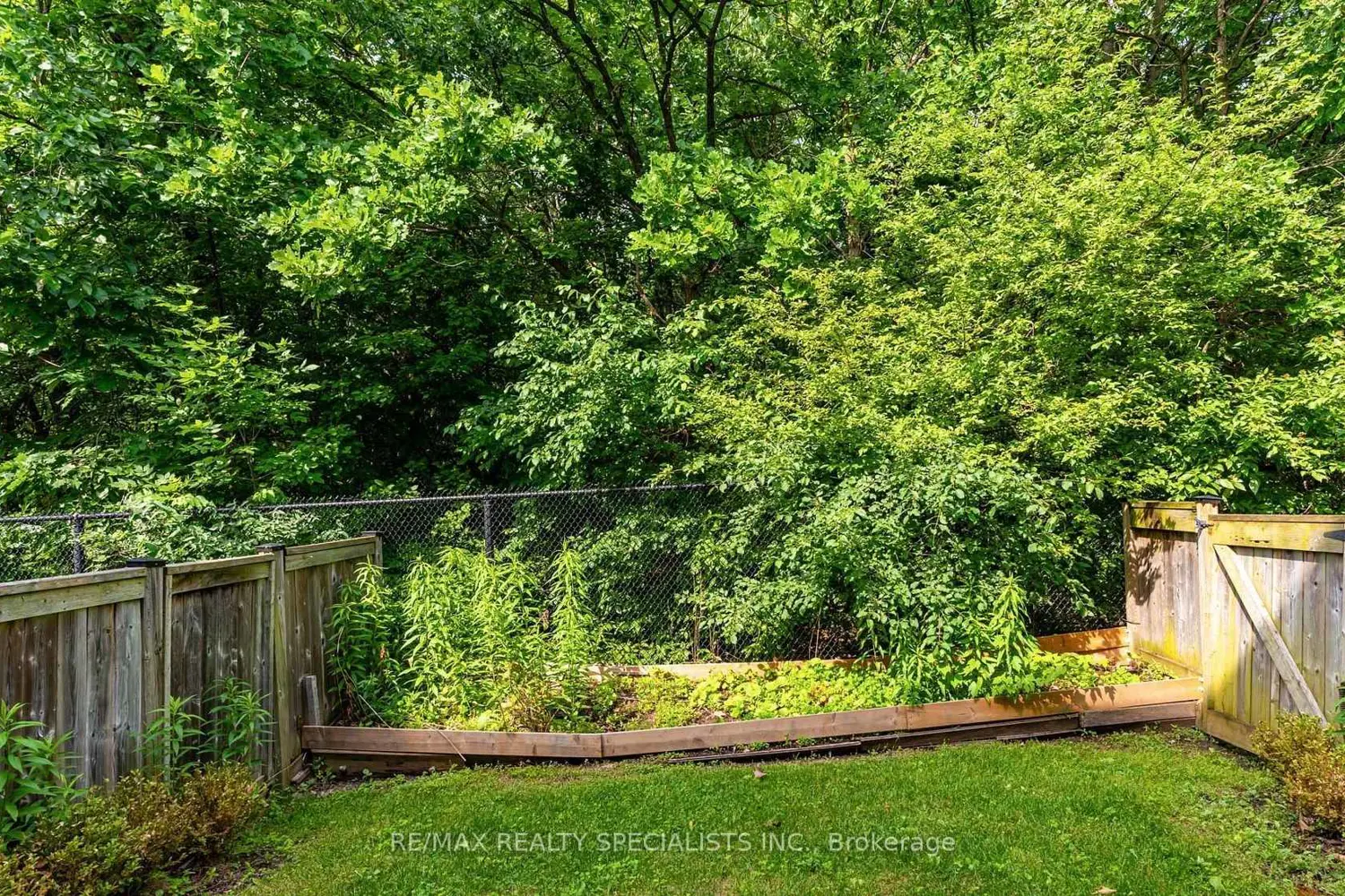 Additional image 2 of 3950 Erin Centre Boulevard 70