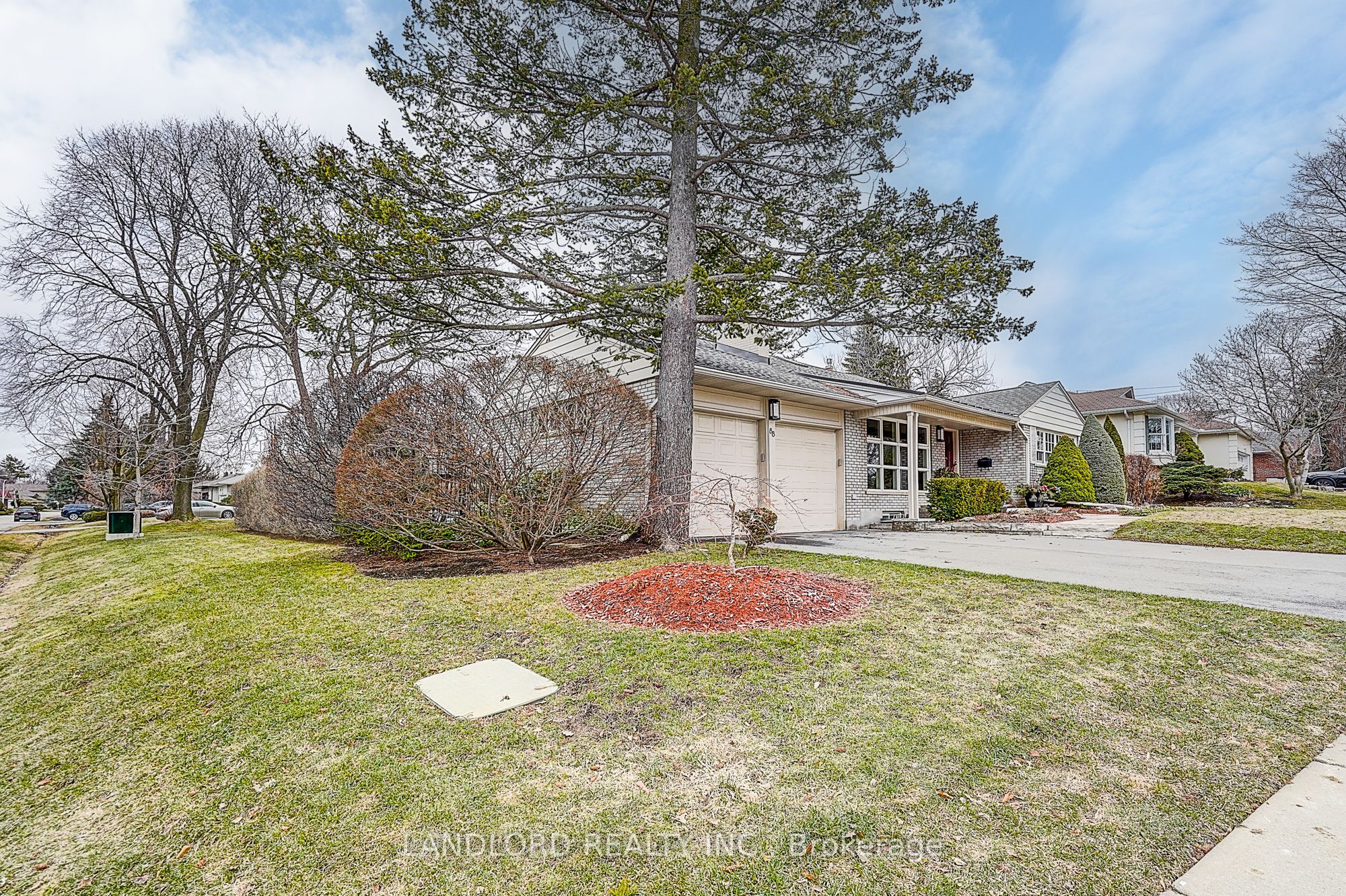 Additional image 3 of 88 Princess Anne Crescent, Toronto, ON, M9A 2P8