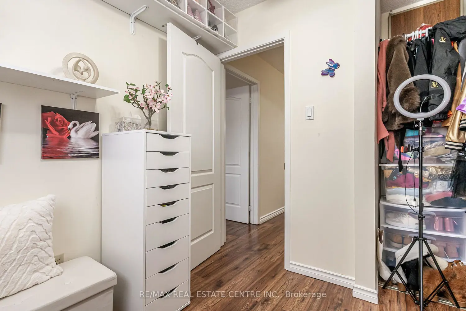 Additional image 11 of 33 Guildford Crescent 33