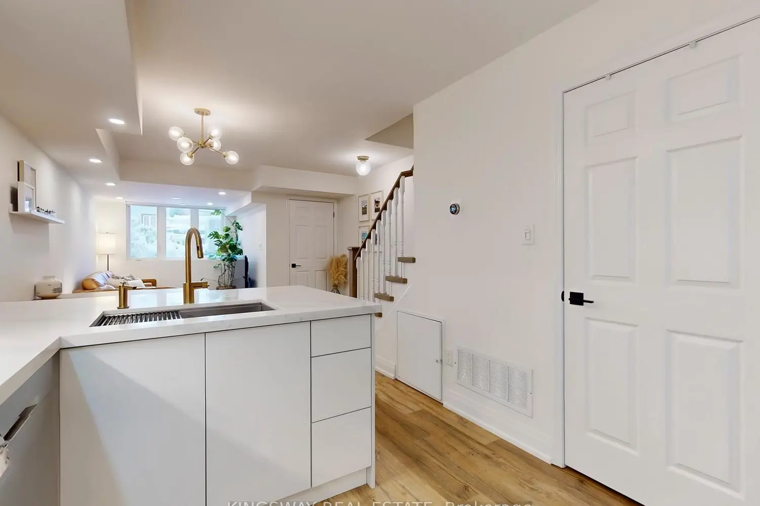 Additional image 9 of 351 Wallace Avenue 163
