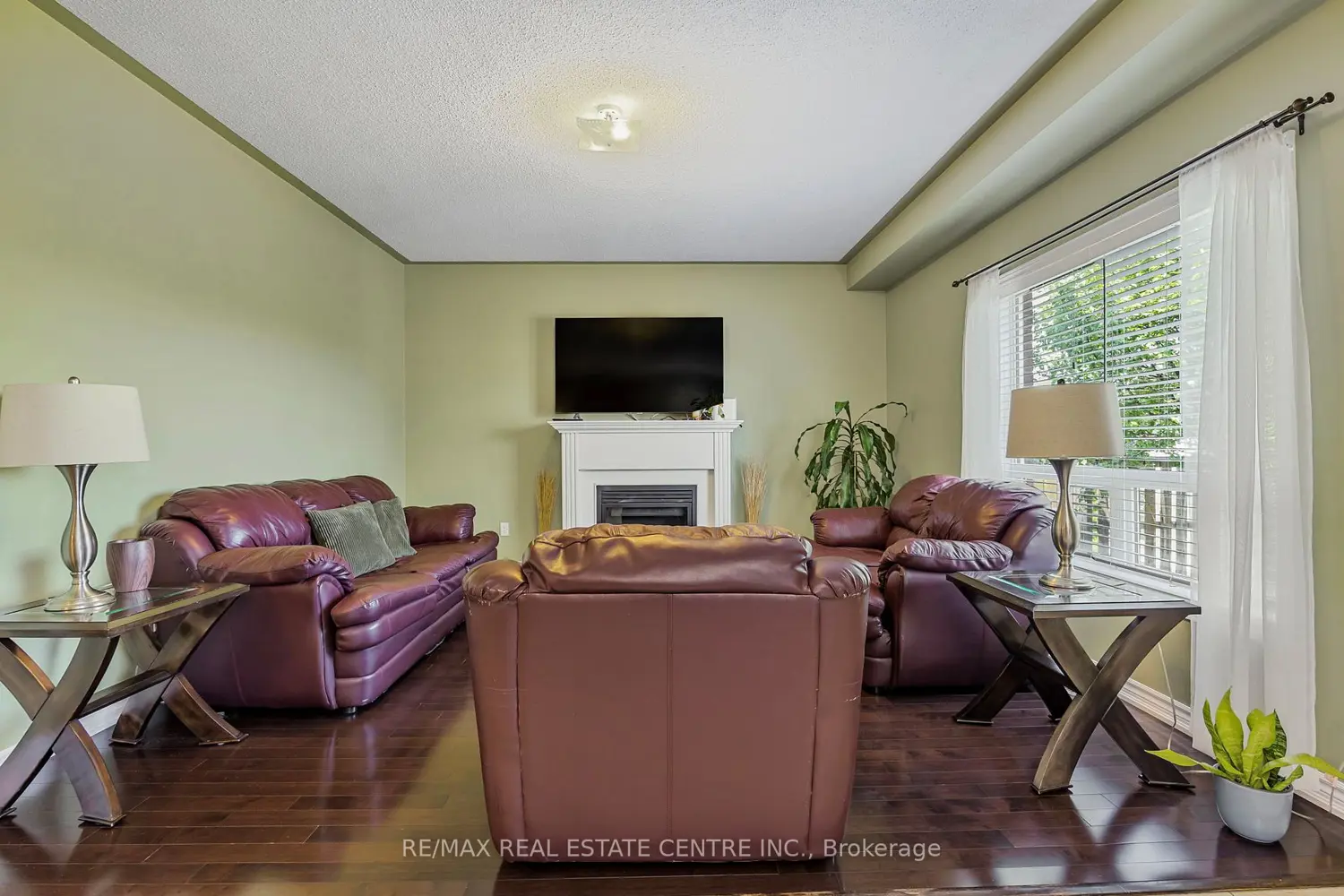 Additional image 10 of 904 O'reilly Crescent