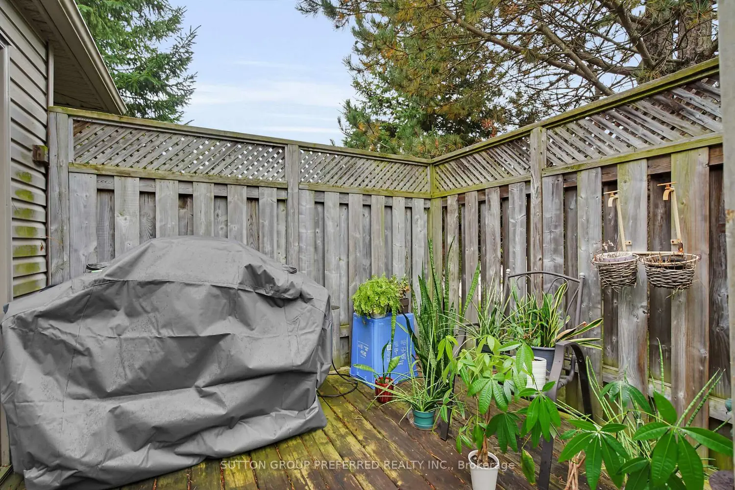 Additional image 19 of 800 Commissioners Road 12