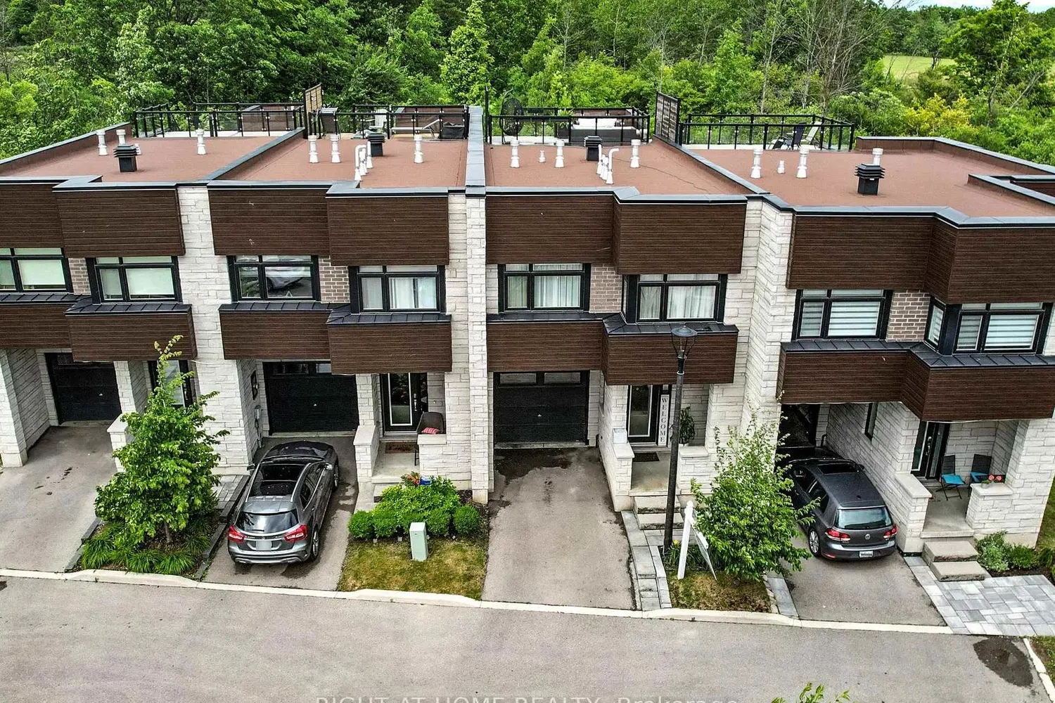 Additional image 20 of 35 Midhurst Heights 30